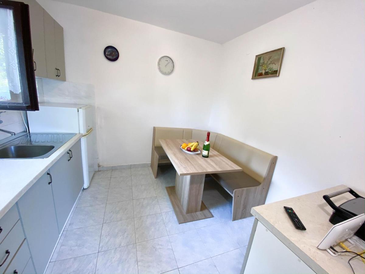 Seaview & Beachfront Apartments Jakov Donji Okrug  Luaran gambar